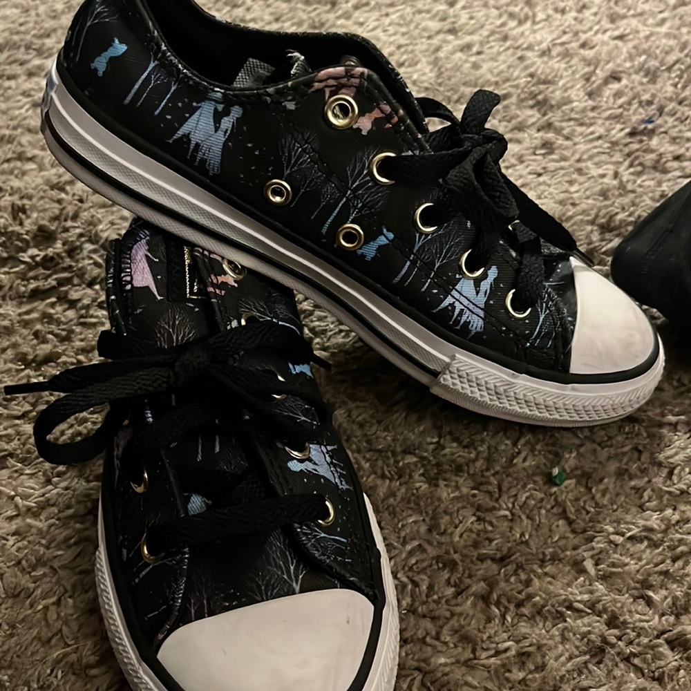Disney Frozen Converse